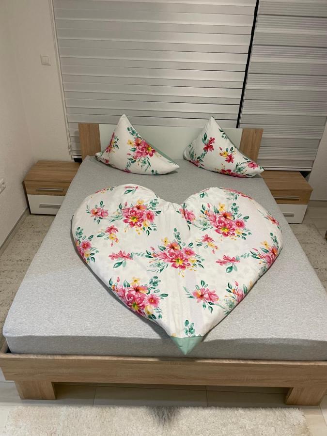 Apartman Cuprija Cazin Exterior photo
